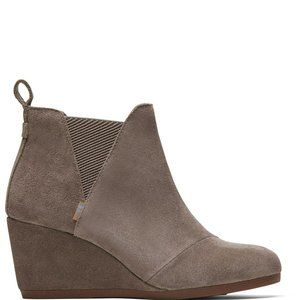TOMS Women's Gray Suede Kelsey Booties Size 7 NEW